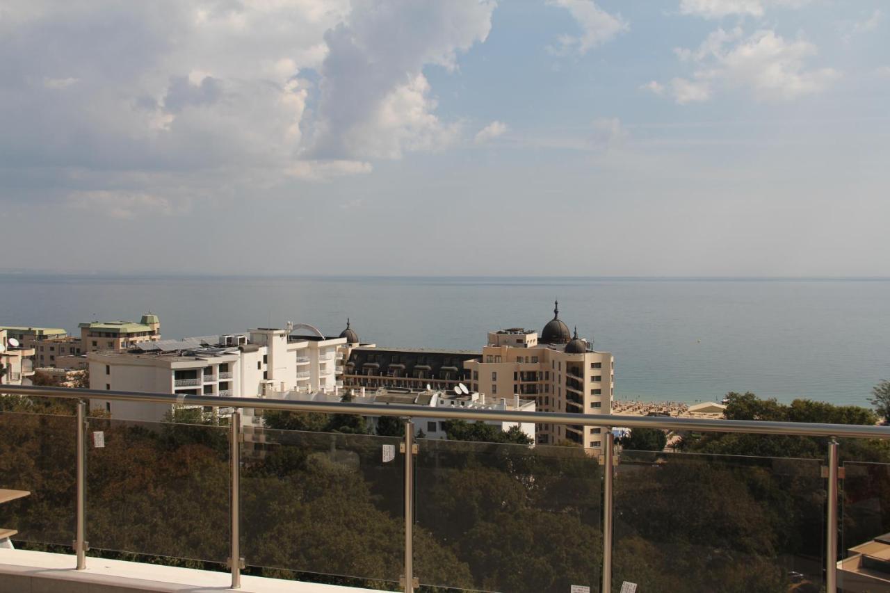 Ivtour Apartments In Yalta Complex غولدن ساندز المظهر الخارجي الصورة